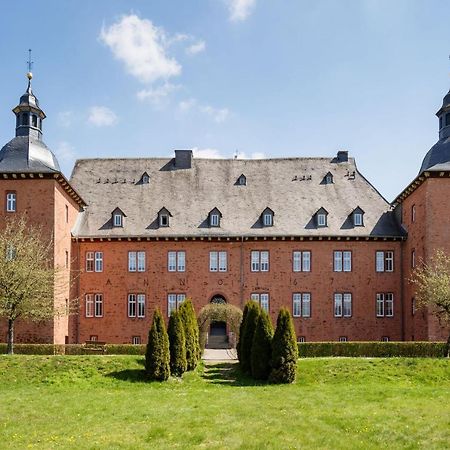 Ferienwohnung Saalstube - Schloss Adolphsburg كيرتشهانديم المظهر الخارجي الصورة