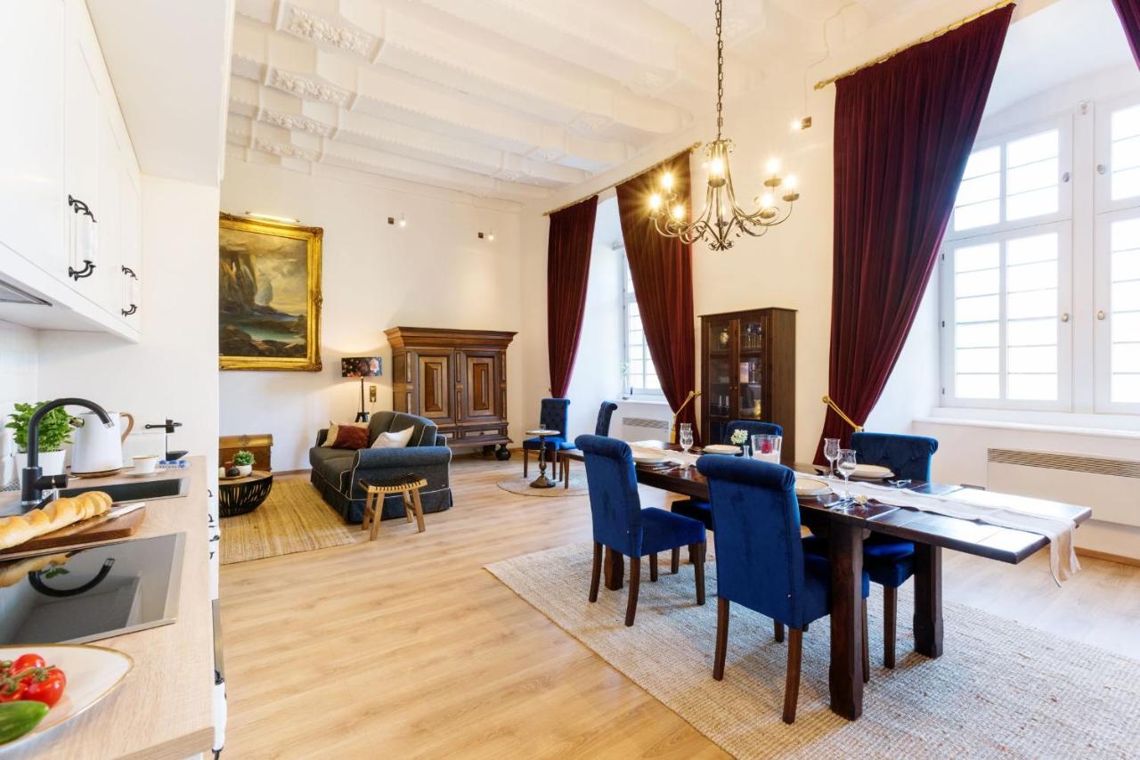 Ferienwohnung Saalstube - Schloss Adolphsburg كيرتشهانديم المظهر الخارجي الصورة